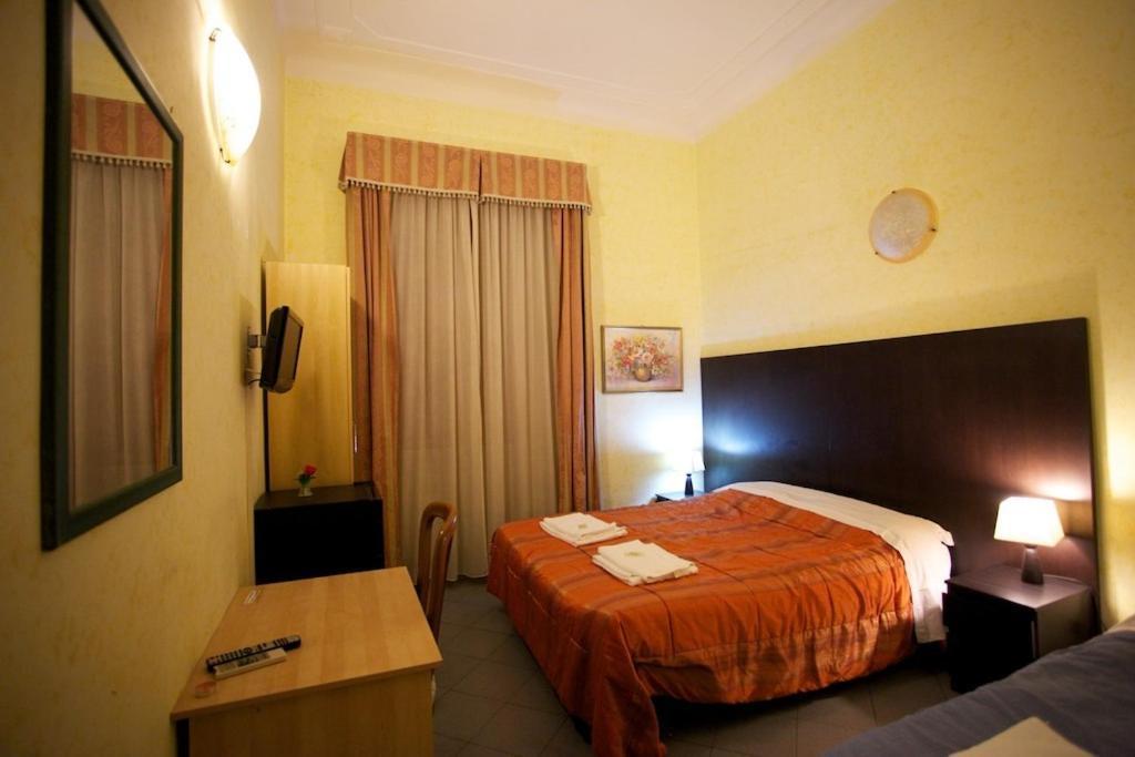 Dem Guesthouse Rome Room photo